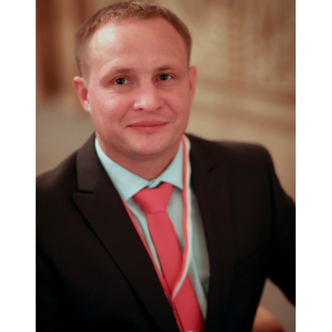 Денис Карпенко