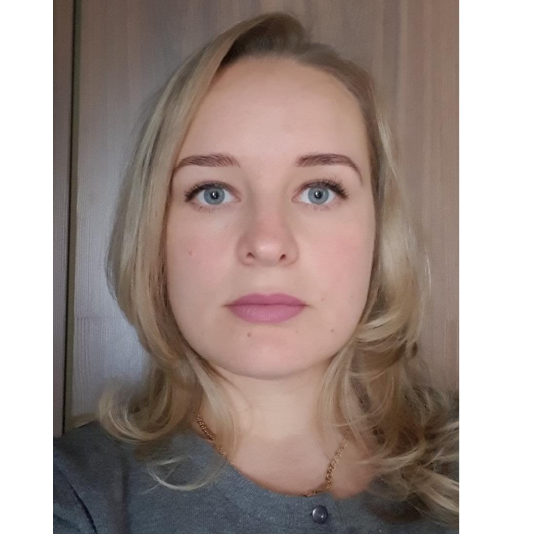Анна Новоселова