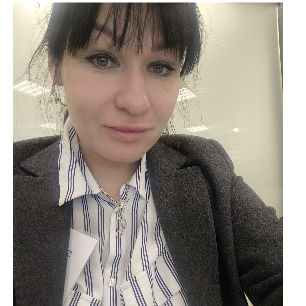 Алина Максимова