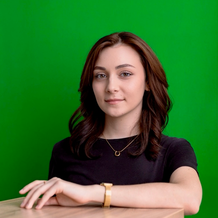 Полина Симонова