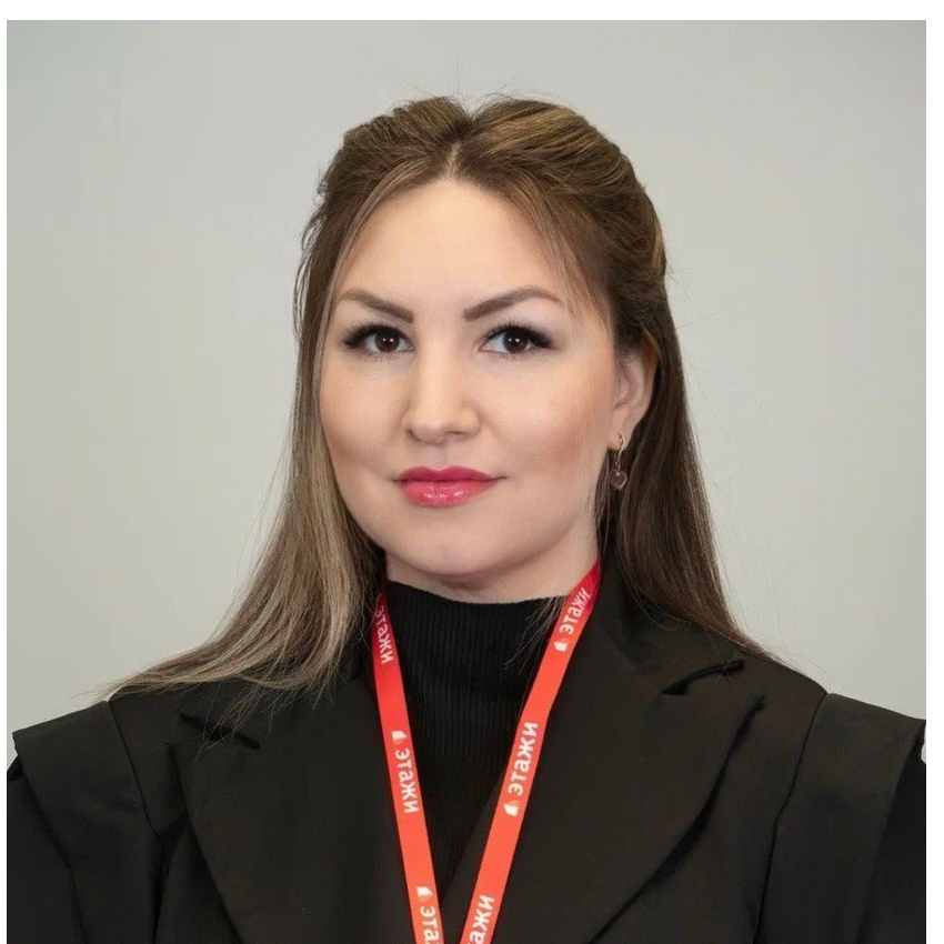 Насима Сваровская