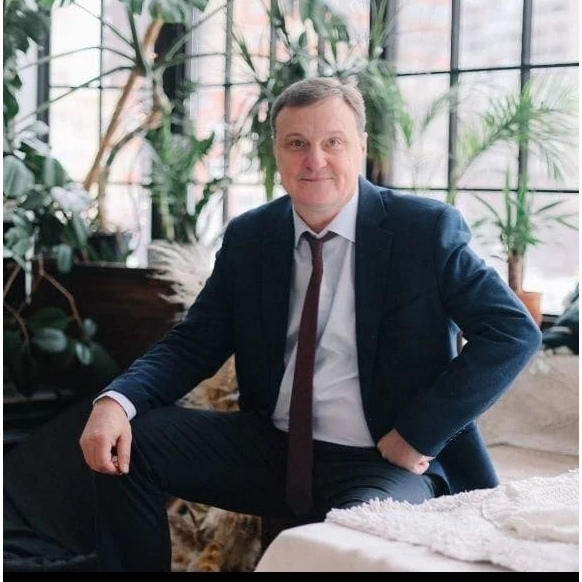 Геннадий Лузгин