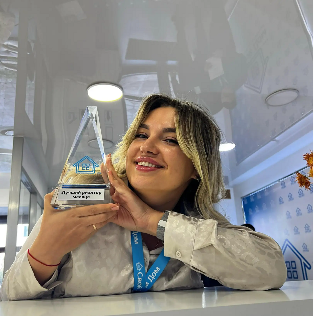 Людмила Стекольникова