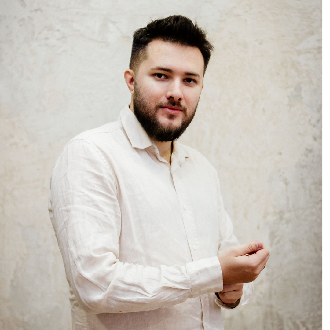 Роман Гукалов