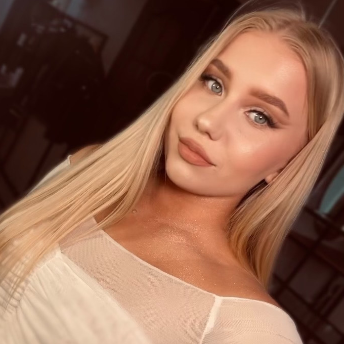 Алина Губарь