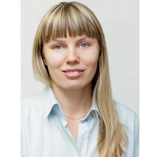 Елена Садакова