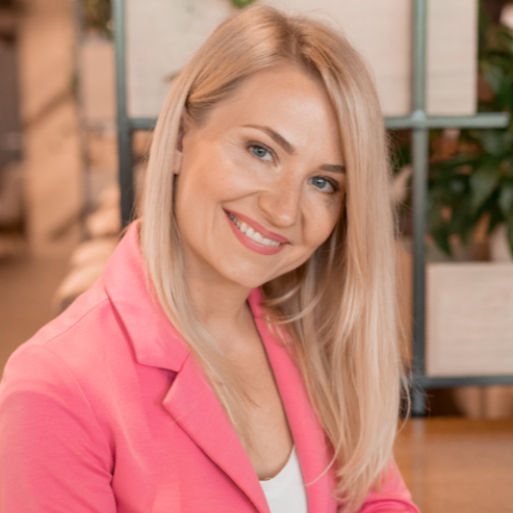 Анна Лаврова