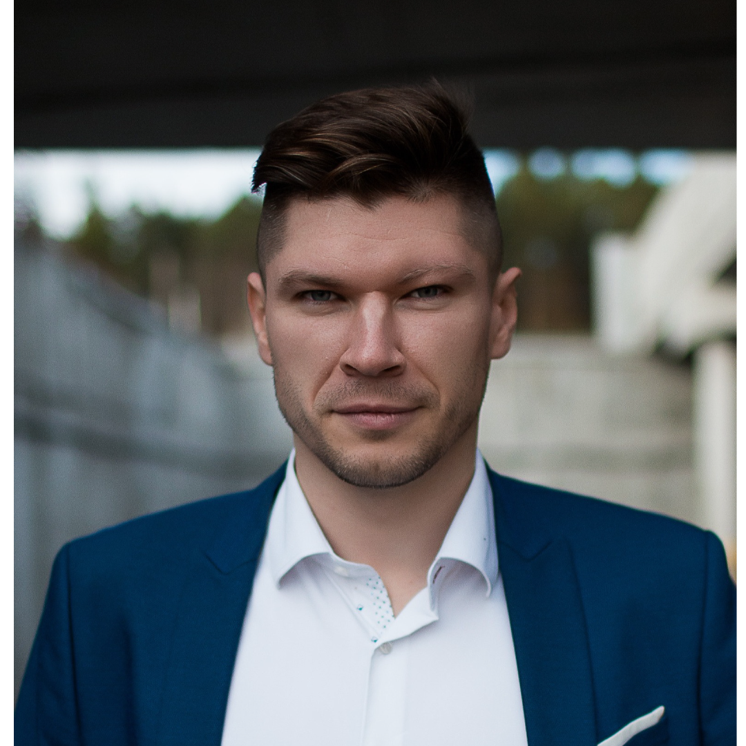 Александр Леонов