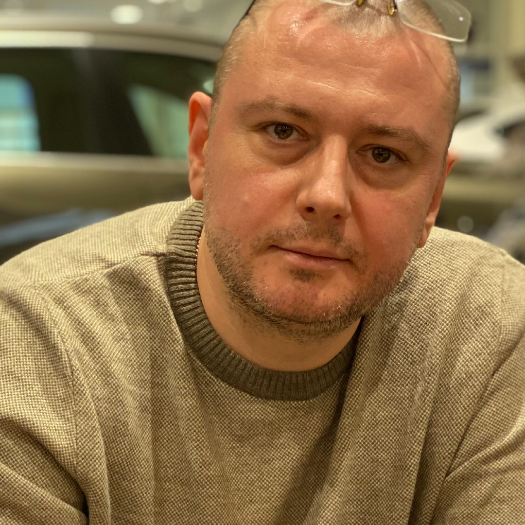 Александр Жуков