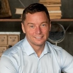 Александр Петруненко