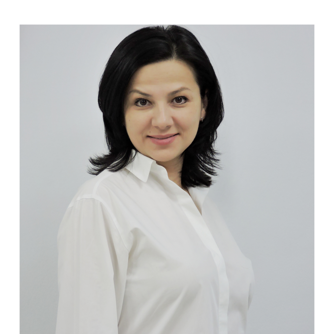 Марина Александрова