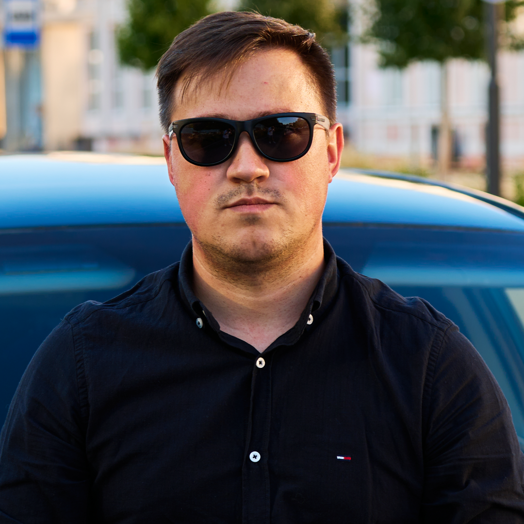 Павел Кустов
