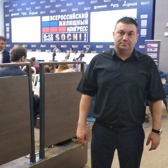 Александр Сапаров