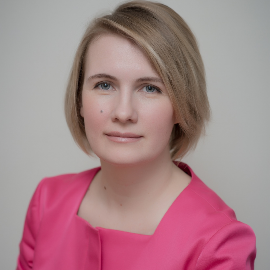 Юлия Некипелова