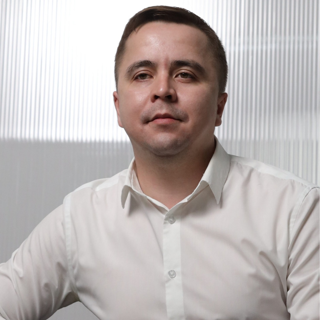 Александр Михайлов