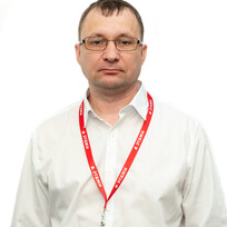 Виктор Иванов