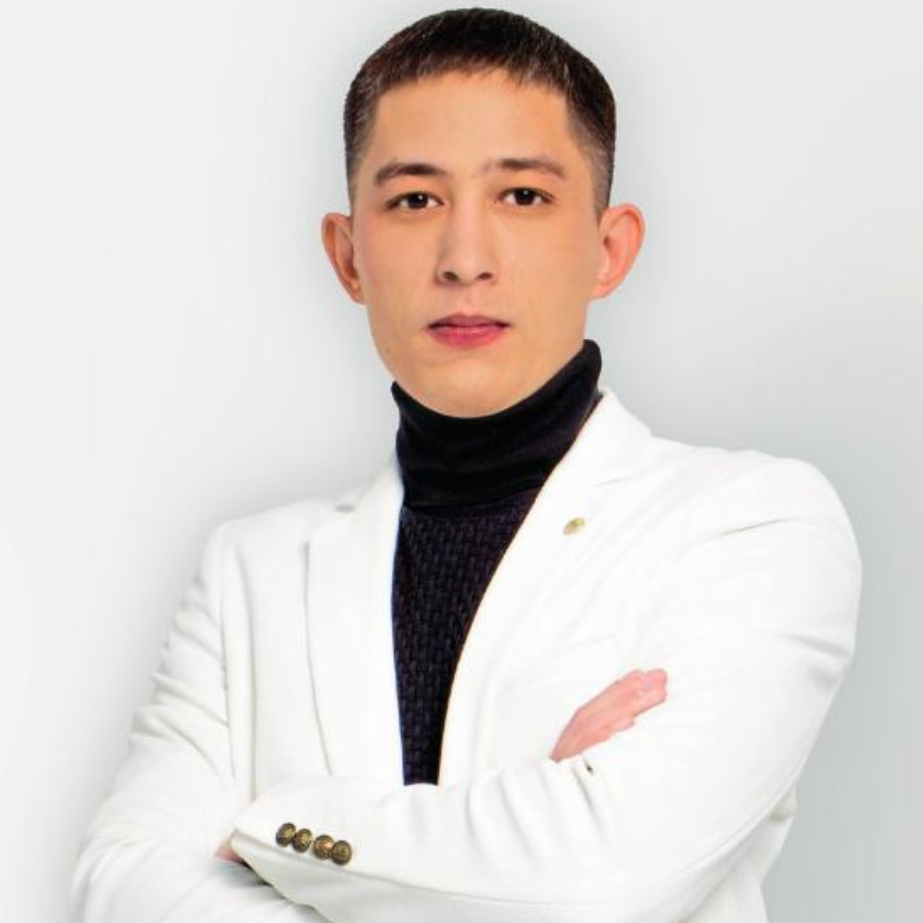 Сергей Огай