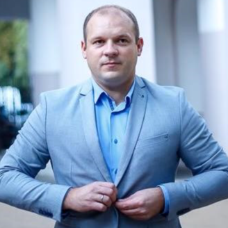 Роман Архипов