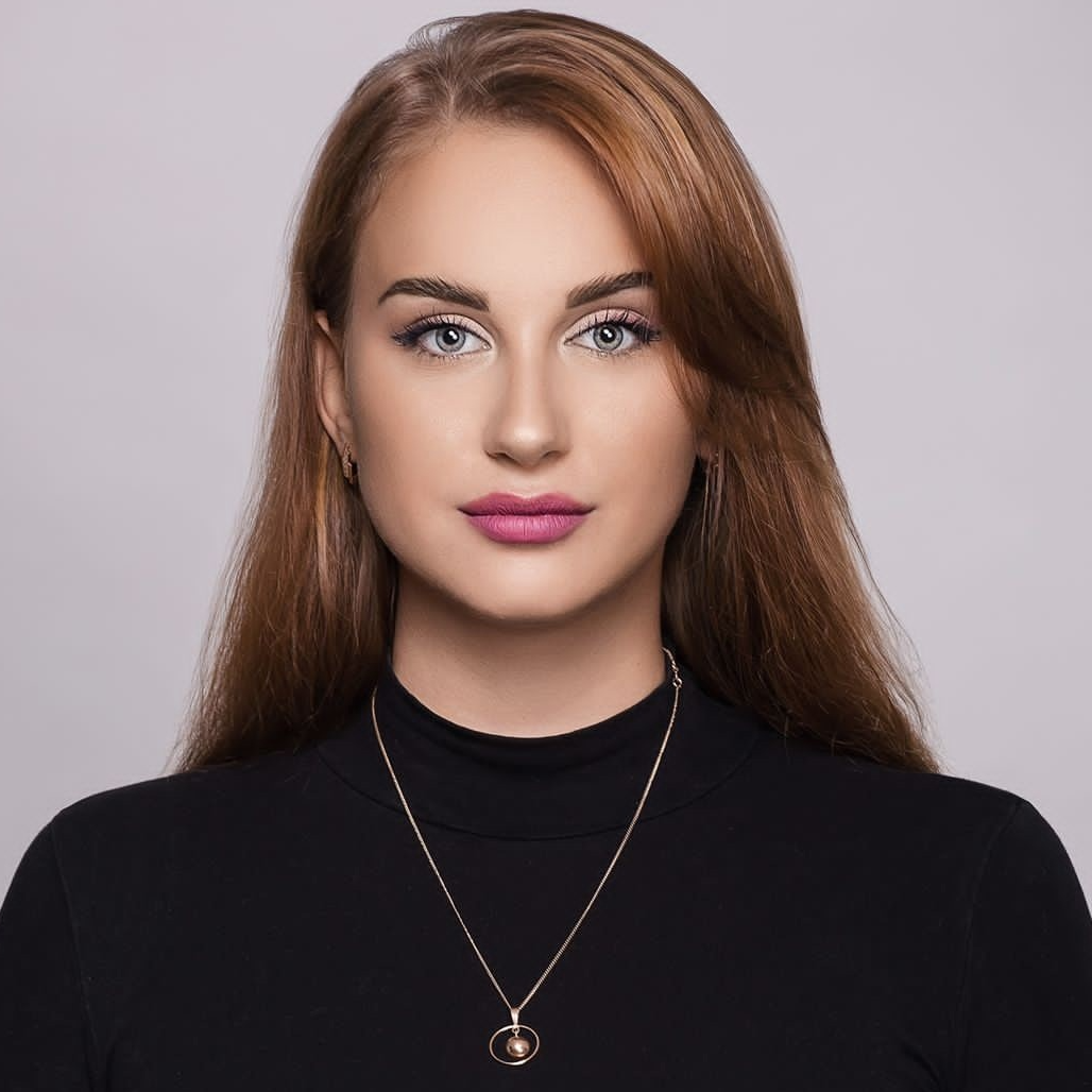 Анастасия Лощенкова