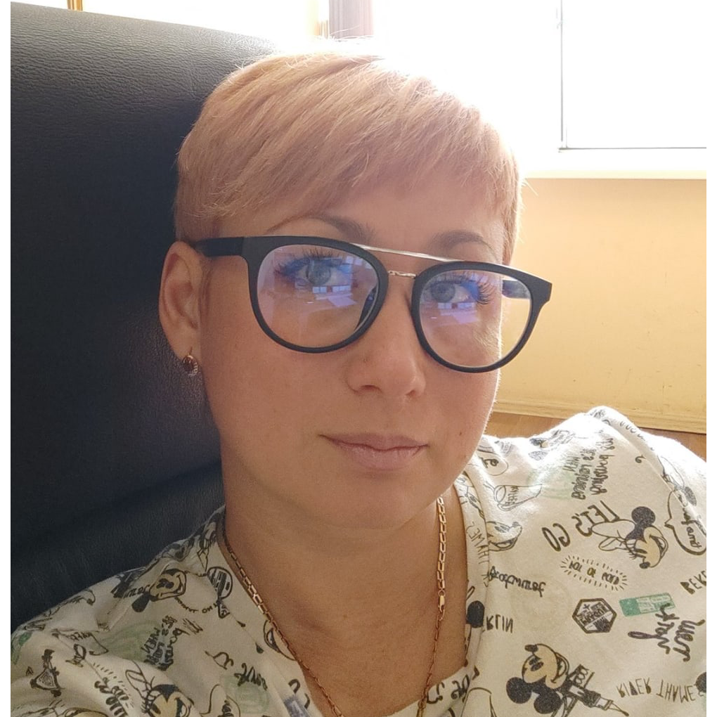 Лариса Пузынина