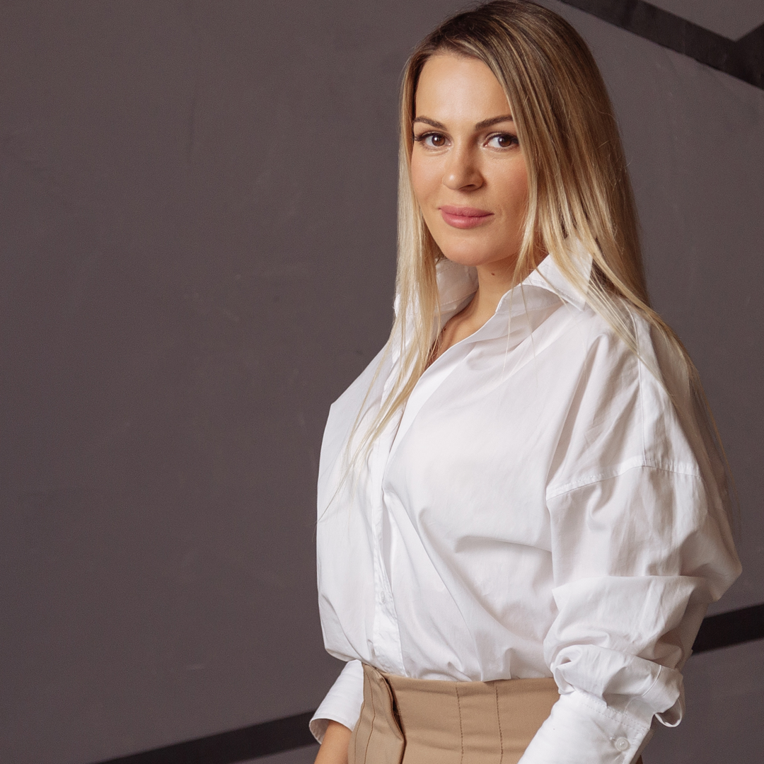 Оксана Лобанова