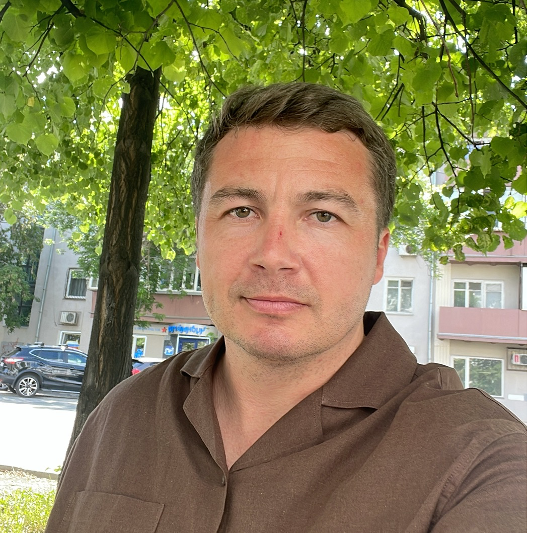Александр Смирнов
