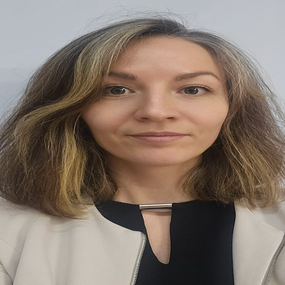 Алина Логинова