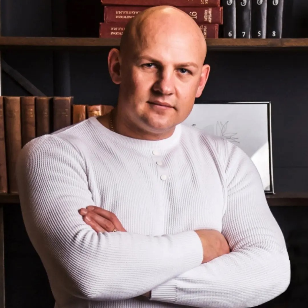 Денис Зубров