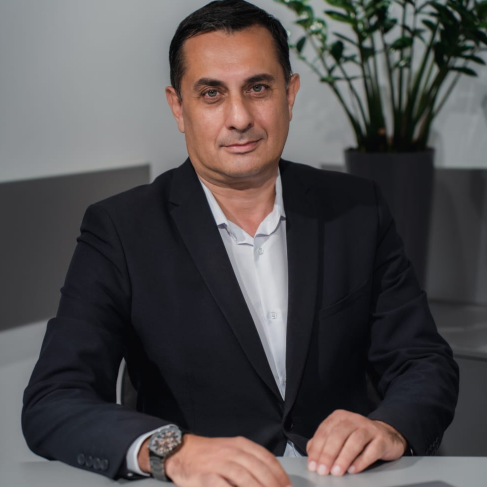 Леонид Григорян