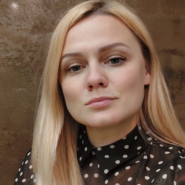 Анна Титова