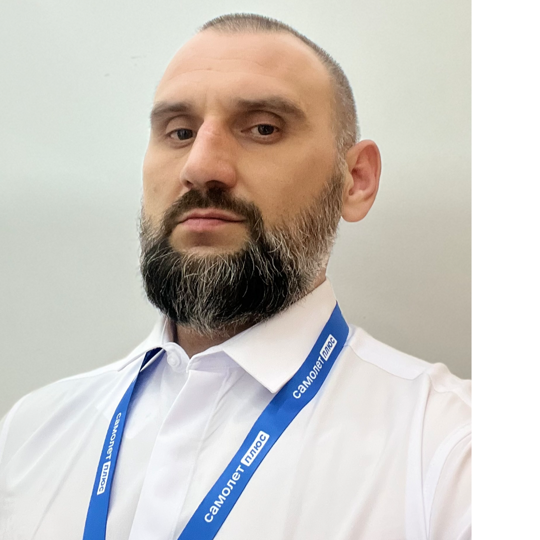 Максим Поздняков