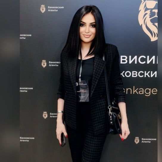 Виктория Сароян