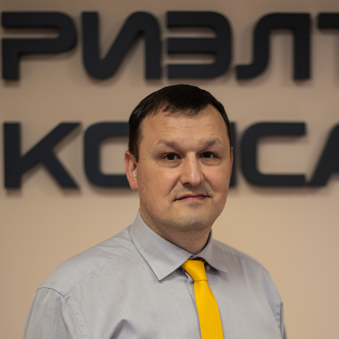 Дмитрий Плотников