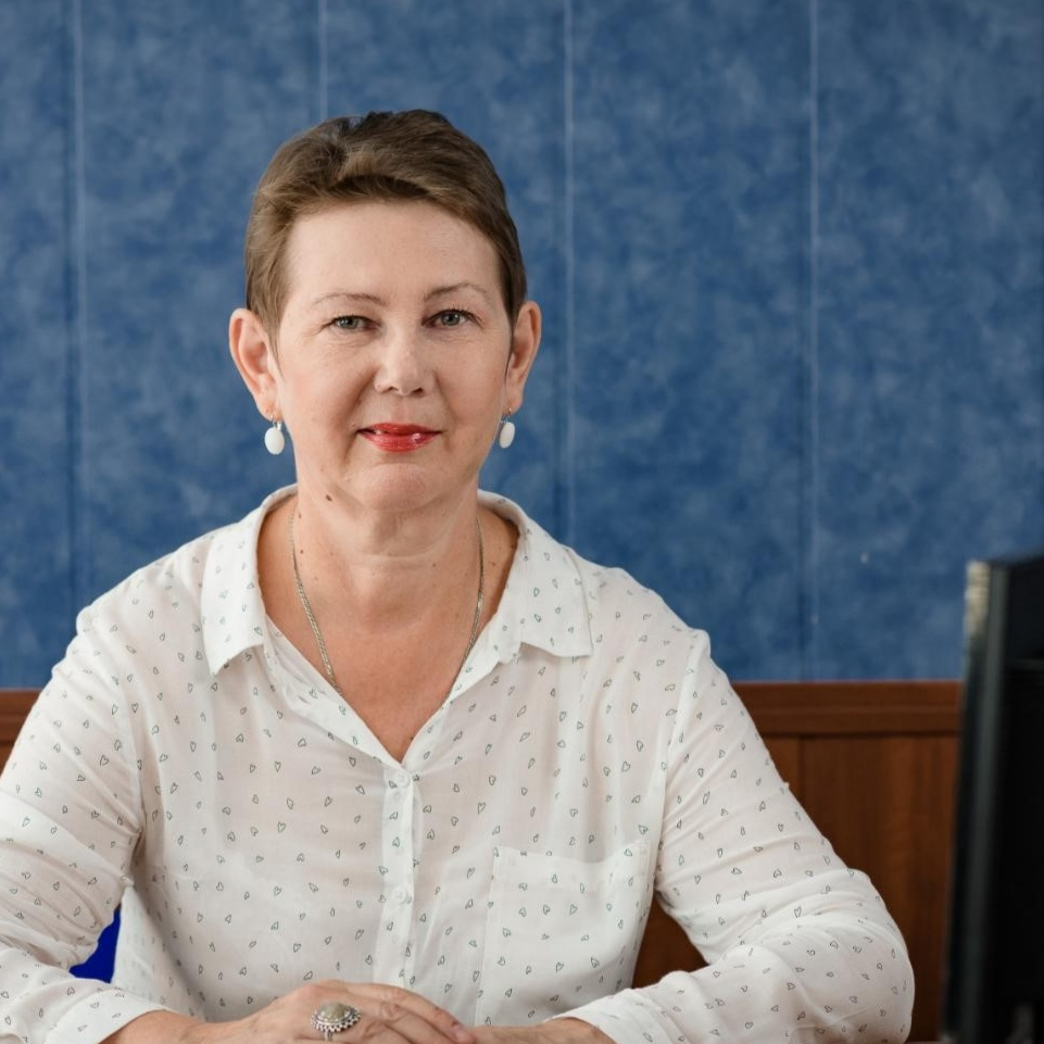 Елена Каликова