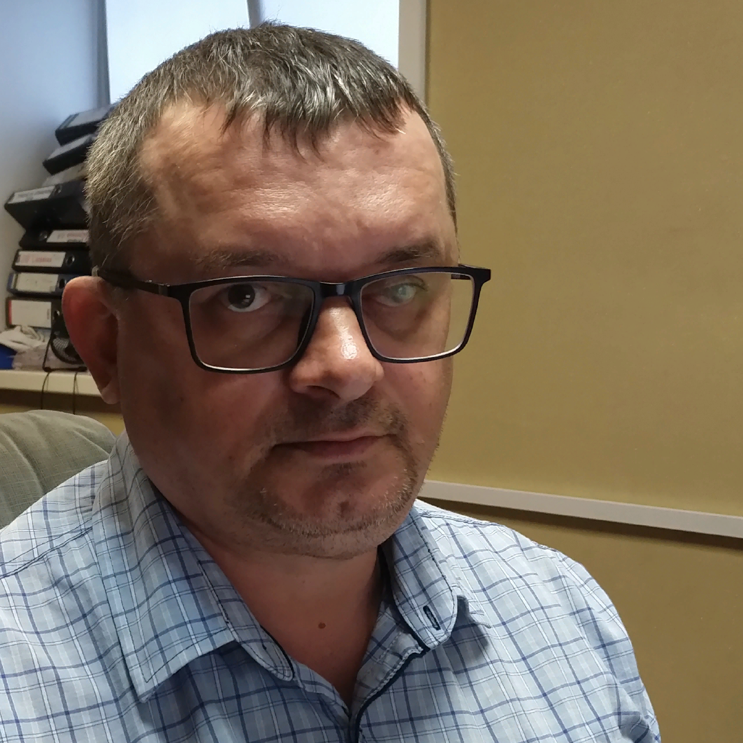 Максим Никонов