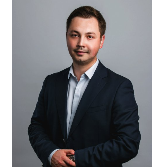 Александр Васильев
