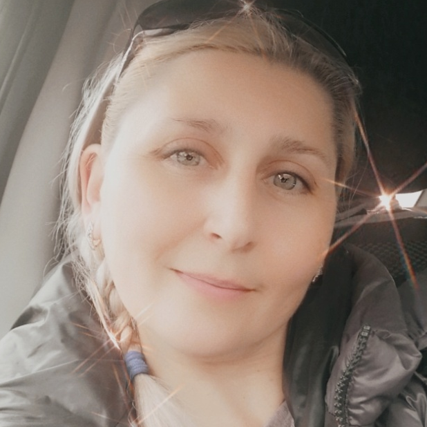 Оксана Власова