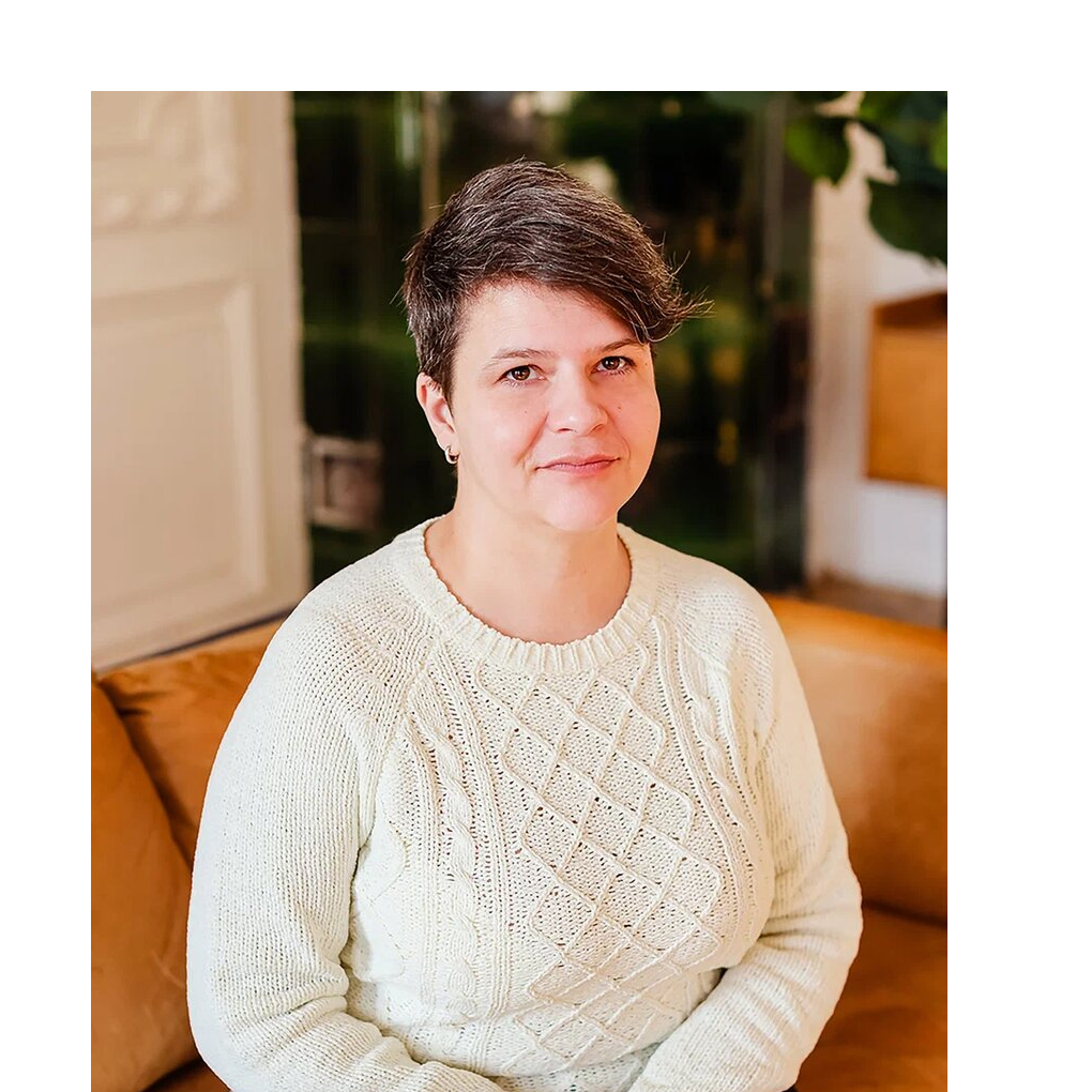 Елена Гурова