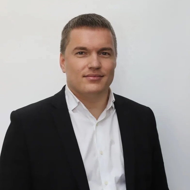 Максим Цветков