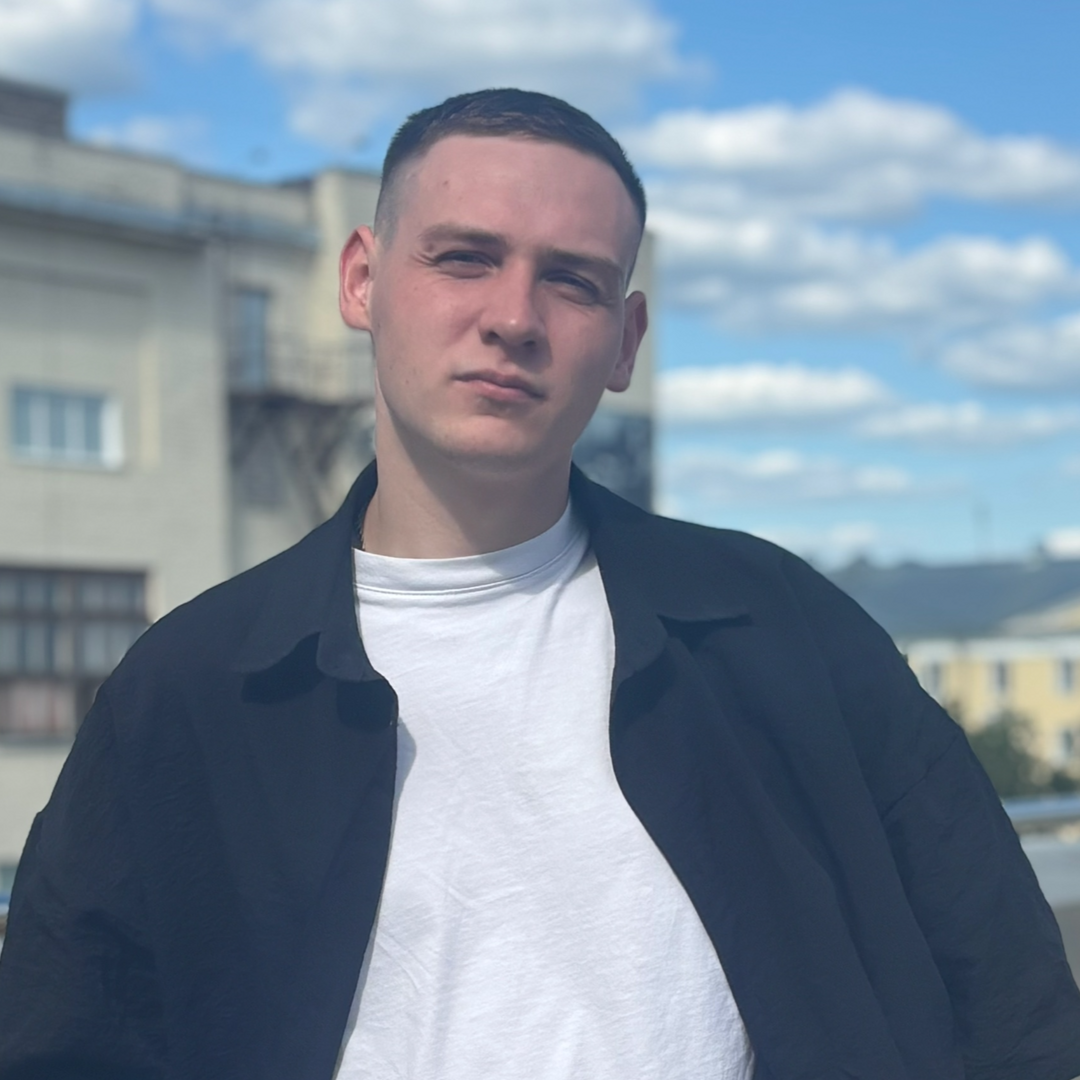 Павел Изместьев