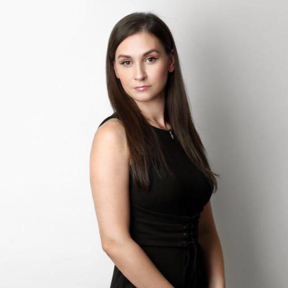 Елена Сулейманова