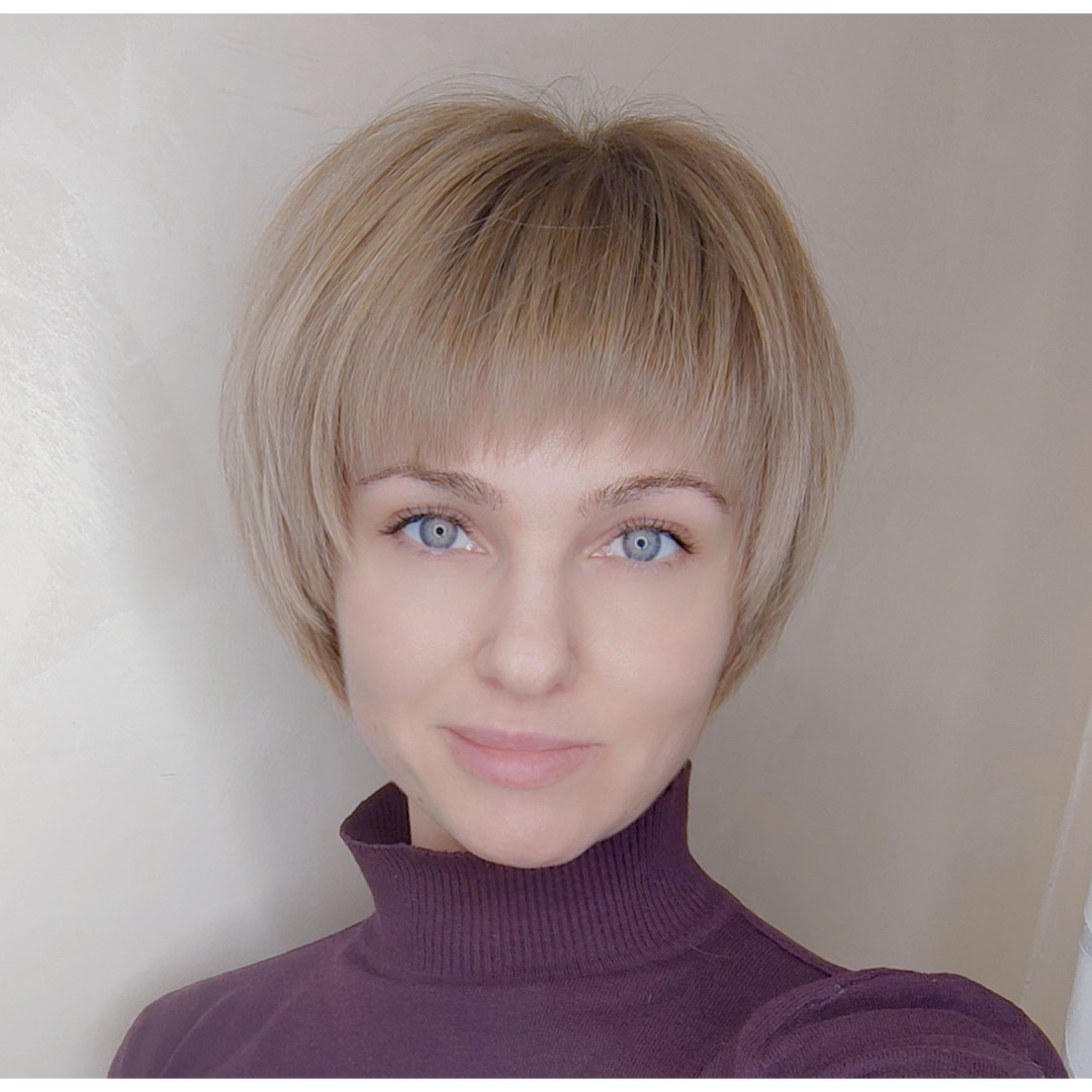 Анна Дайнес