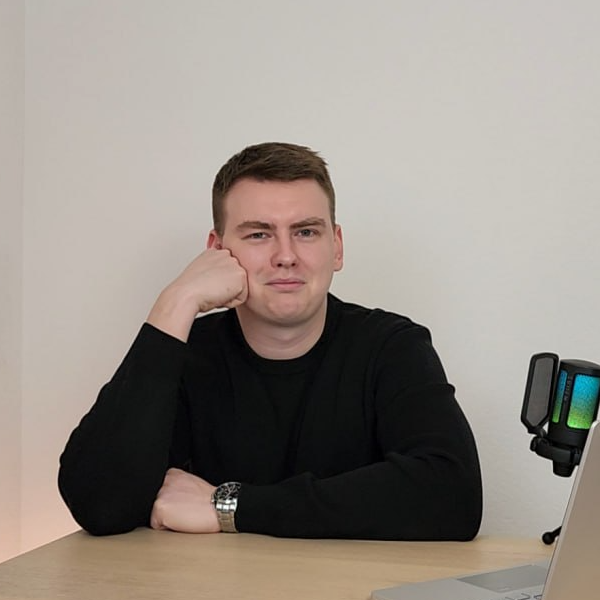 Дмитрий Иванов
