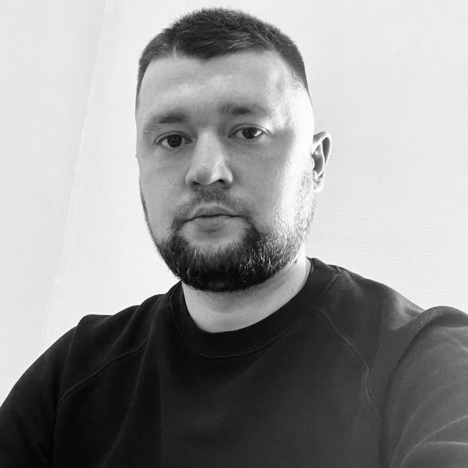 Михаил Рогов