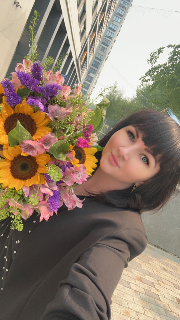 Инна Попова