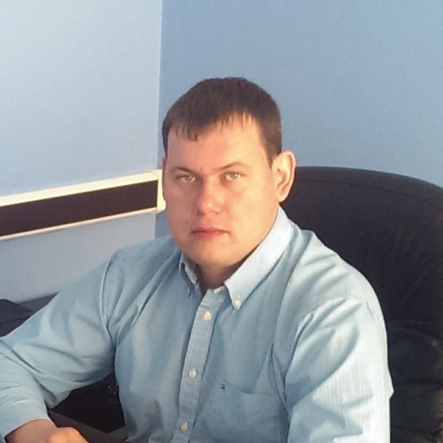 Роман Скорняков