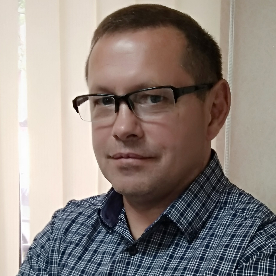 Юрий Маслов