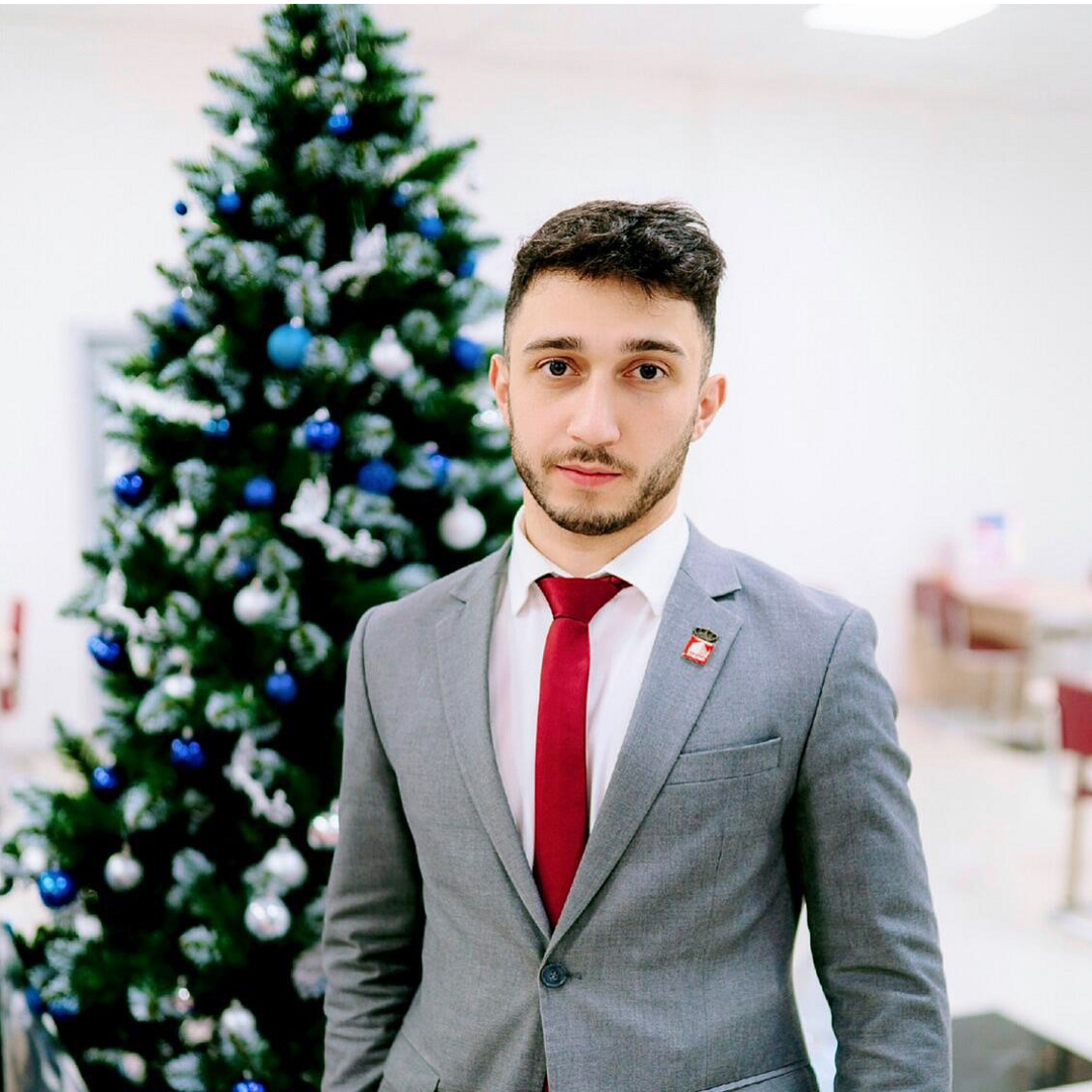 Арбак Валесян