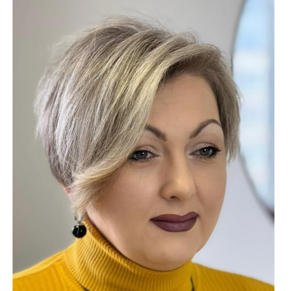 Евгения Ельшина