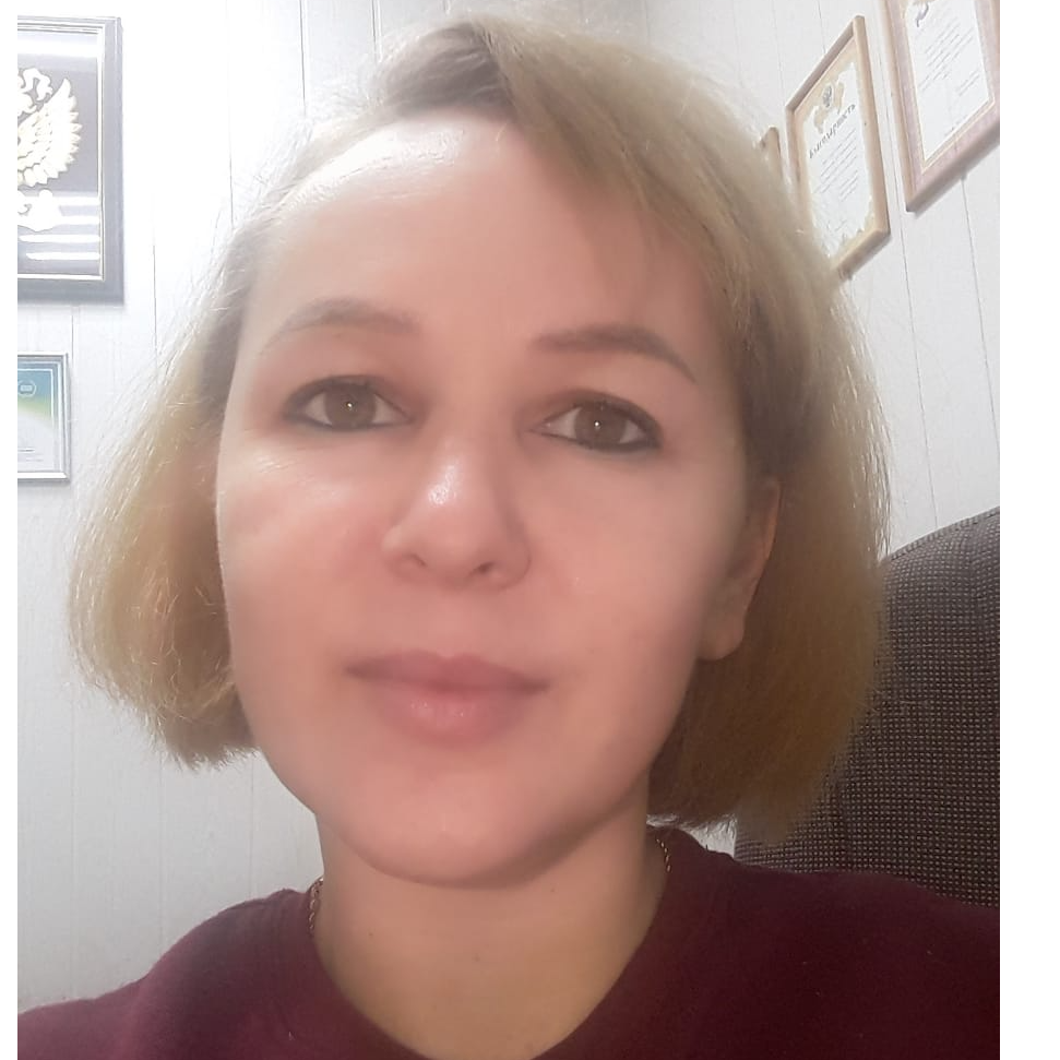 Анна Ботирова